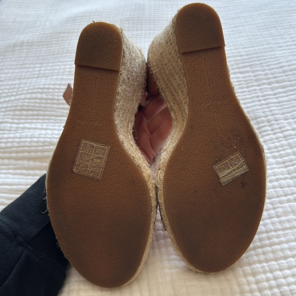 Dolce Vita wedges, sz 8.5 - Picture 3 of 4
